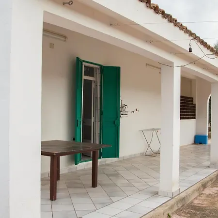 Petrose M Villa Sava